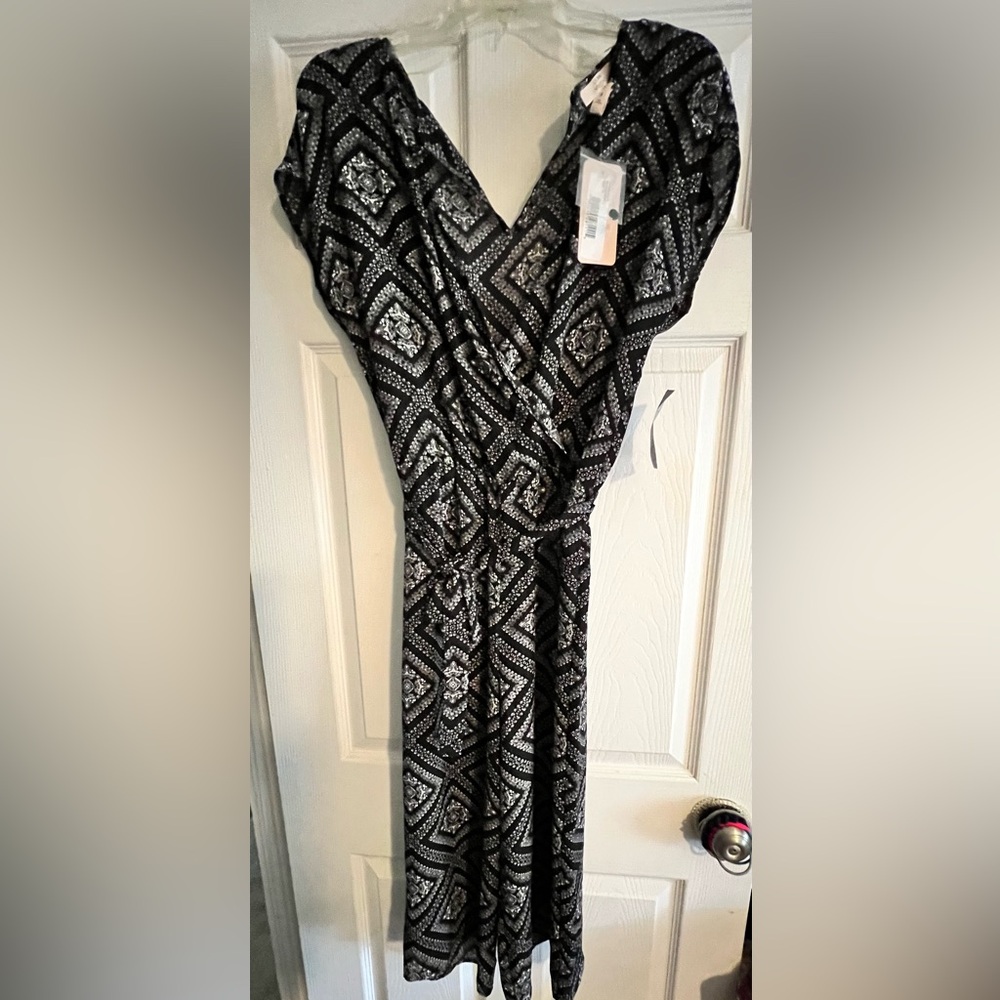 Black and White V-Neck romper